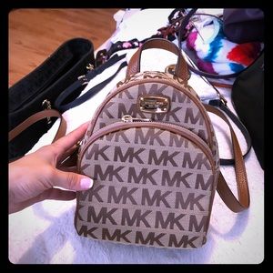 Michael kors mini back pack